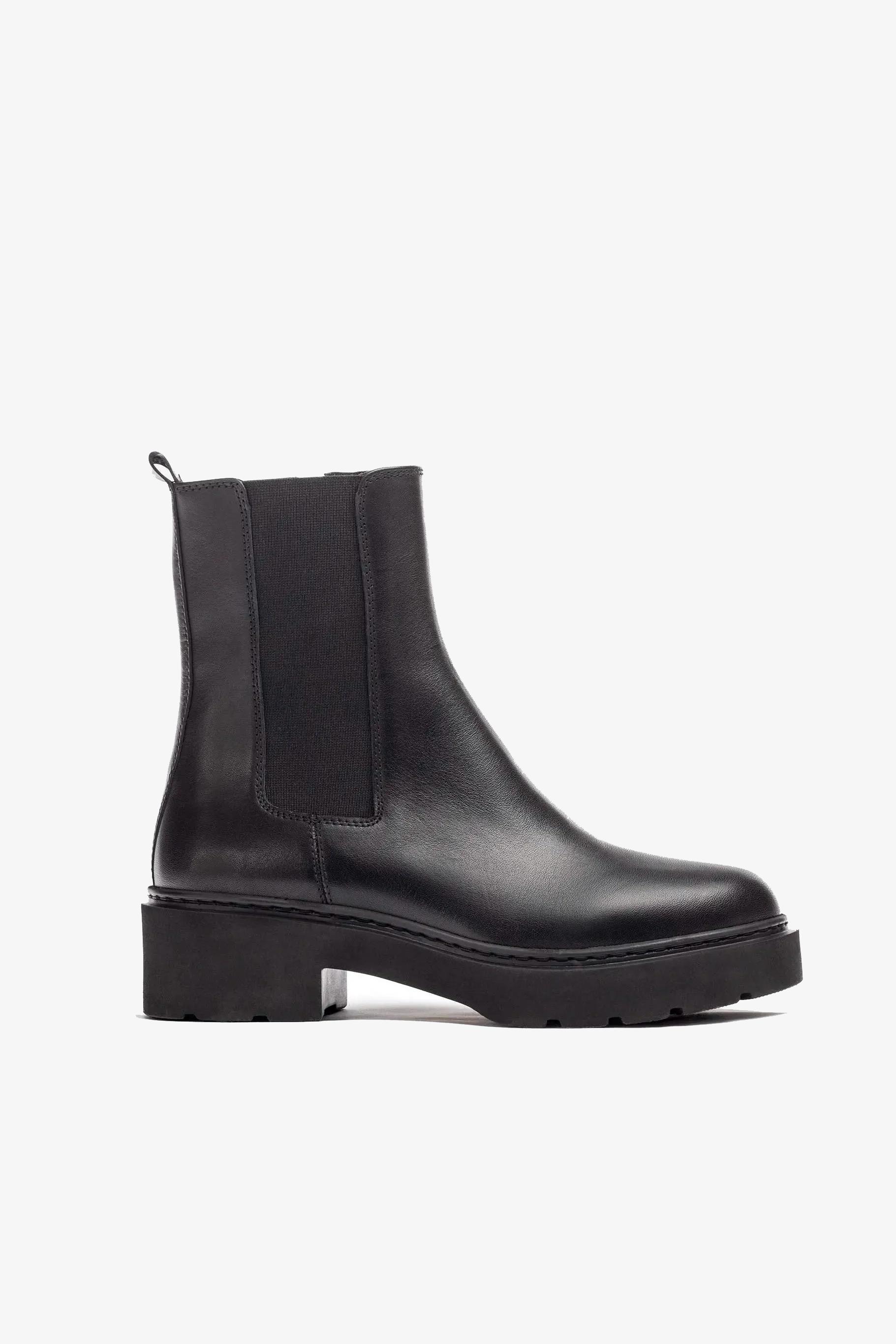 Jundai Chelsea Boots